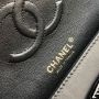 Medium Chanel Classic Handbag in Shiny leather 