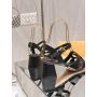 LV Isola flat sandal ,  Size 35-41